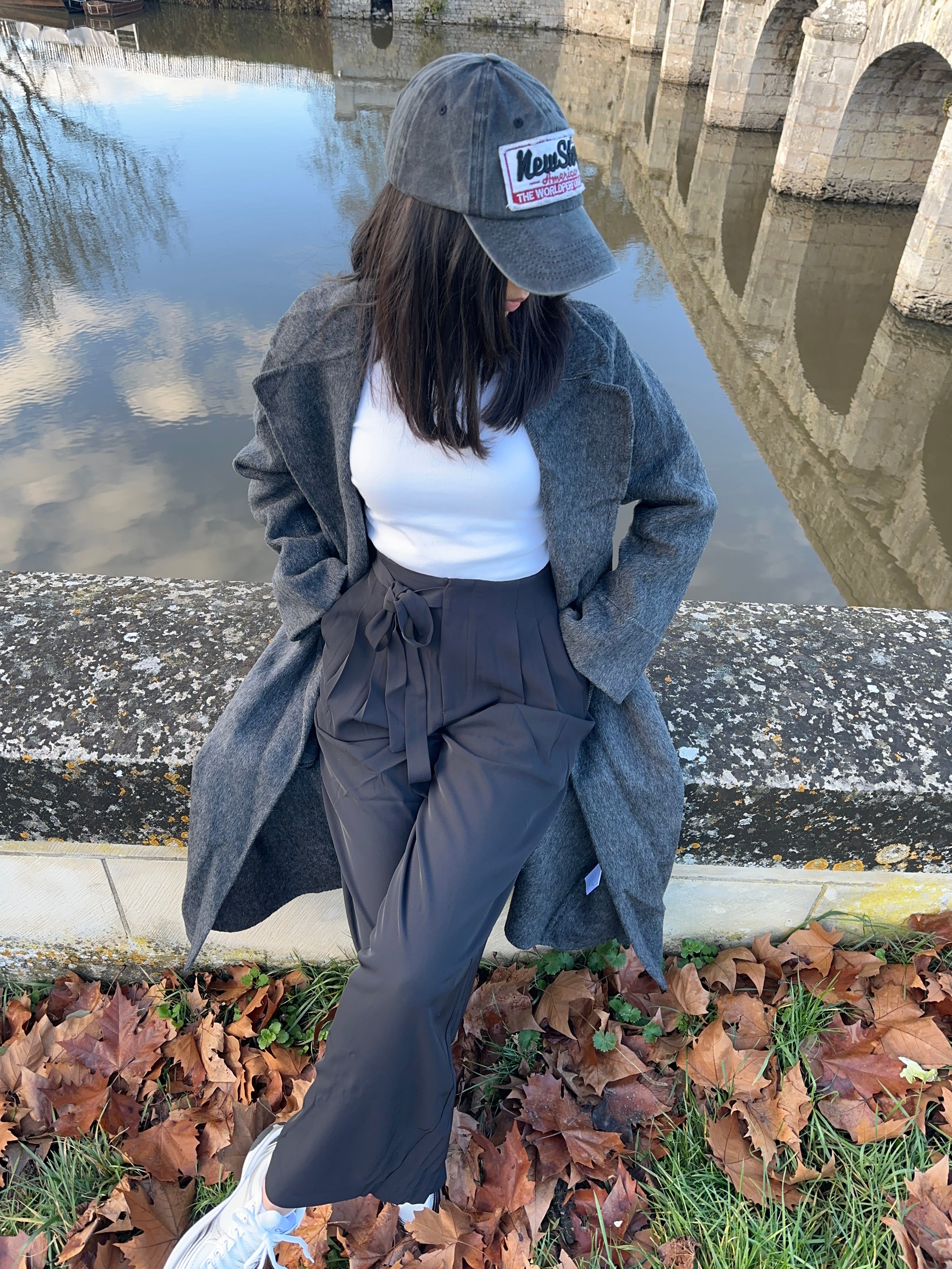 Pantalon droit à nœud