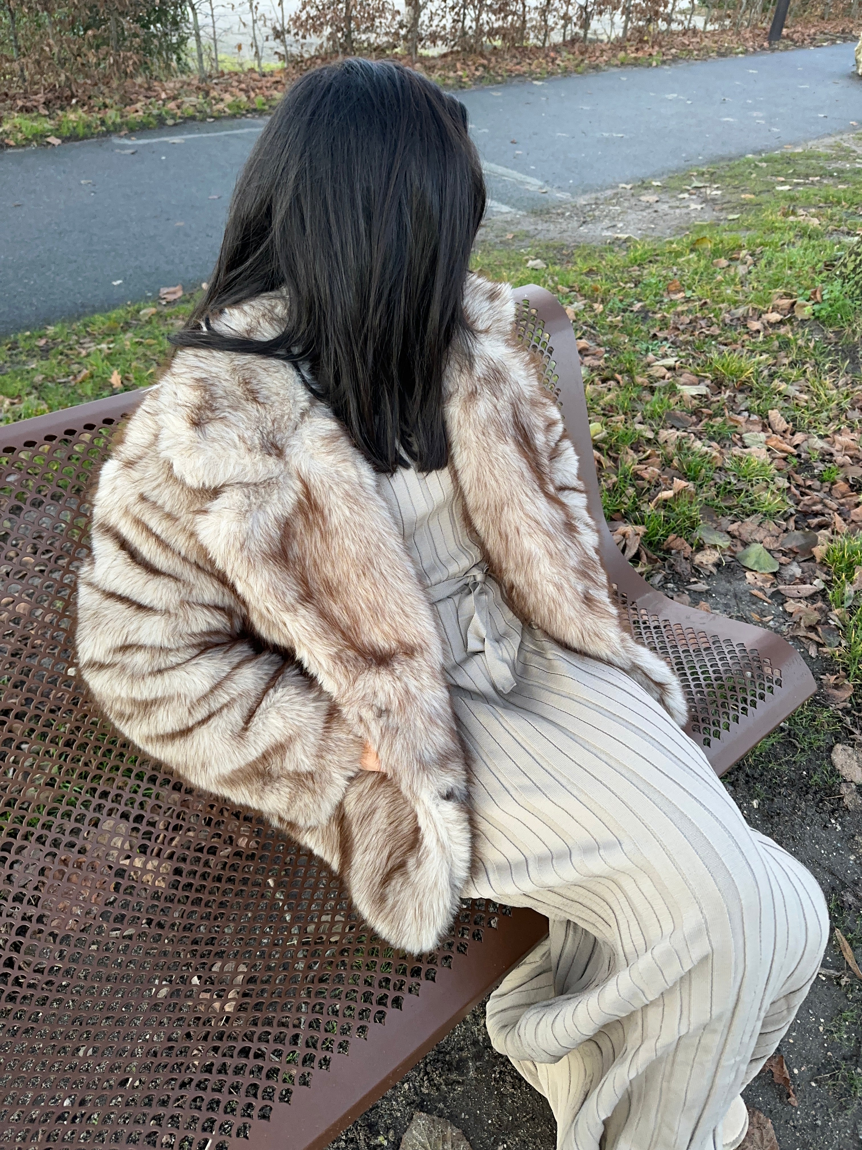 Robe en maille coupe ajourée